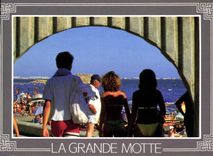 CPM La Grande Motte a l'heure de la plage 