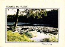 CPM Rivieres de France la foret en vain ses feuillages plus lents le soleil a travers les cimes inco