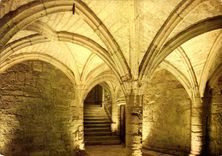 CPM Pezenas Herault Ville d'Art Interieur de l'Hotel Lacoste XV et XVI siecles le Vestibule avec son