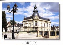 CPM Dreux Eure et loire la Place Metezeau 