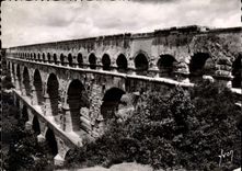 CPM Le Pont du Gard Aqueduc Romain construit par l'ordre d'Agrippa pour amener a Nimes les eaux de l
