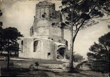 CPM Nimes Gard la Tour Magne 