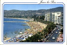 CPM La Cote d'Azur Juan les Pins l'Avenue Guillaumont et la Plage 