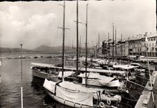 CPM Les Bords de la Riviera Saint Tropez Var le Port 