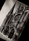 CPM En Beauce Chartres Eure et Loir la Cathedrale Porche sud 