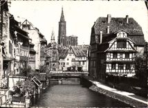 CPM Strasbourg la Petite France et la Cathedrale 