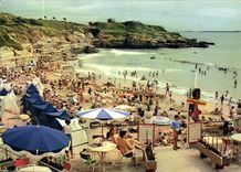 CPM Couleurs et lumiere de France la Cote de Beaute Royan Charente Maritime Plage du Chay 