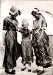 CPM Helgoland Jeunes Filles Folklore