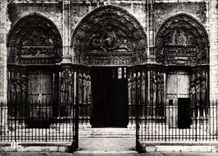 CPM Cathedrale de Chartres Portail Royal 