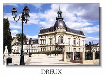 CPM Dreux Eure et Loir La place Metezeau 