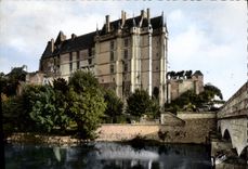 CPM Chateaudun Eure et Loir Le Chateau 