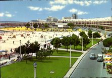 CPM Royan Partie Sud du Front de Mer Le Terre plein du Casino 