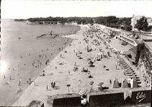 CPM Fouras La Plage A gauche la Piscine 