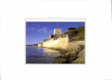 CPM Fouras Dominant l'embouchure de la Charente le chateau de Fouras 