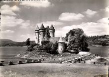 CPM Le Chateau de Val vu de la route pres Lanobre 