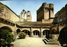 CPM La Provence Environs d'Arles B du R Abbaye de Montmajour le Cloitre fin du XII S 
