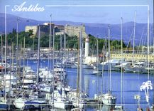 CPM La Cote d'Azur Inoubliable French Riviera Antibes A M le Port et le Fort Carre 