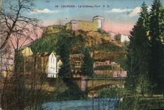 CPA Lourdes Le Chateau Fort 