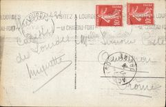 CPA Lourdes Le Chateau Fort et le Gave 