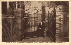 CPA La Sainte en Meditation dans L'Ancien cimetiere des Carmelites 