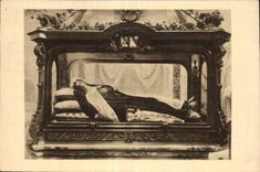 CPA Sainte Therese de l'Enfant Jesus dans sa chasse 