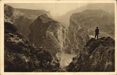 CPA Paysages er Pierres de Provence Le Point Sublime des Gorges du Verdon 