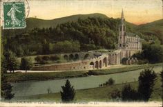 CPA Lourdes La Basilique les Piscines et le Clavaire 
