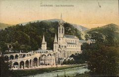 CPA Lourdes Les Sanctuaires 