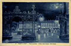CPA Nancy La Nuit Place Stanislas grilles Jean Lamour 
