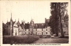 CPA Cour d'Honneur du Chateau de Meillant pres Saint Amand Montrond 