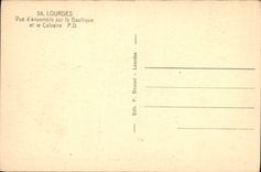 CPA Lourdes Vue d'ensemble sur la Basilique 