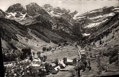 CPA Gavarnie Le Cirque et le Village 