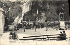 CPA Lourdes La Grotte 
