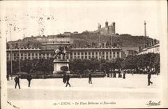 CPA Lyon La Place Bellecour et Fourviere 