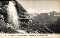 CPA Gavarnie Chemin du Pimene Cascade et vue sur le Taillon 