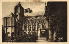 CPA Bourges La Cathedrale et Hotel de Ville 