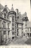 CPA Bourges Cour du Palais de Jacques Coeur 