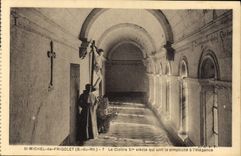 CPA St Michel de Frigolet B du Rh le Cloitre XI siecle qui unit la Simplicite a l'elegance 