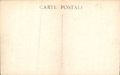 CPA Marseille Monument aux Heros de la Mer et la Cathedrale 