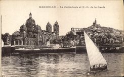 CPA Marseille la Cathedrale et N D de la Garde 
