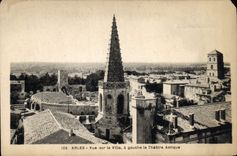 CPA Arles vue sur la Ville a gauche le Theatre Antique 