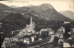 CPA Lourdes vue sur les Sanctuaires 