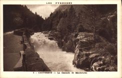 CPA Les Pyrenees Cauterets la Cascade de Mauhourat 