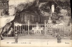 CPA Lourdes la Grotte 