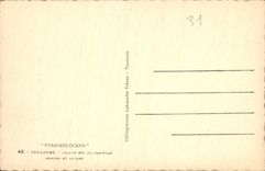 CPA Pyrenees Ocean Toulouse Facade Est du Capitolde Donjon et Square 