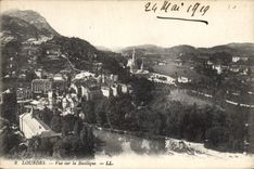 CPA Lourdes vue sur la Basilique 