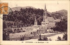 CPA Lourdes la Basilique 