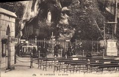 CPA Lourdes la Grotte 