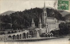 CPA Lourdes La Basilique 