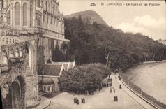 CPA Lourdes le Gave et les Piscines 